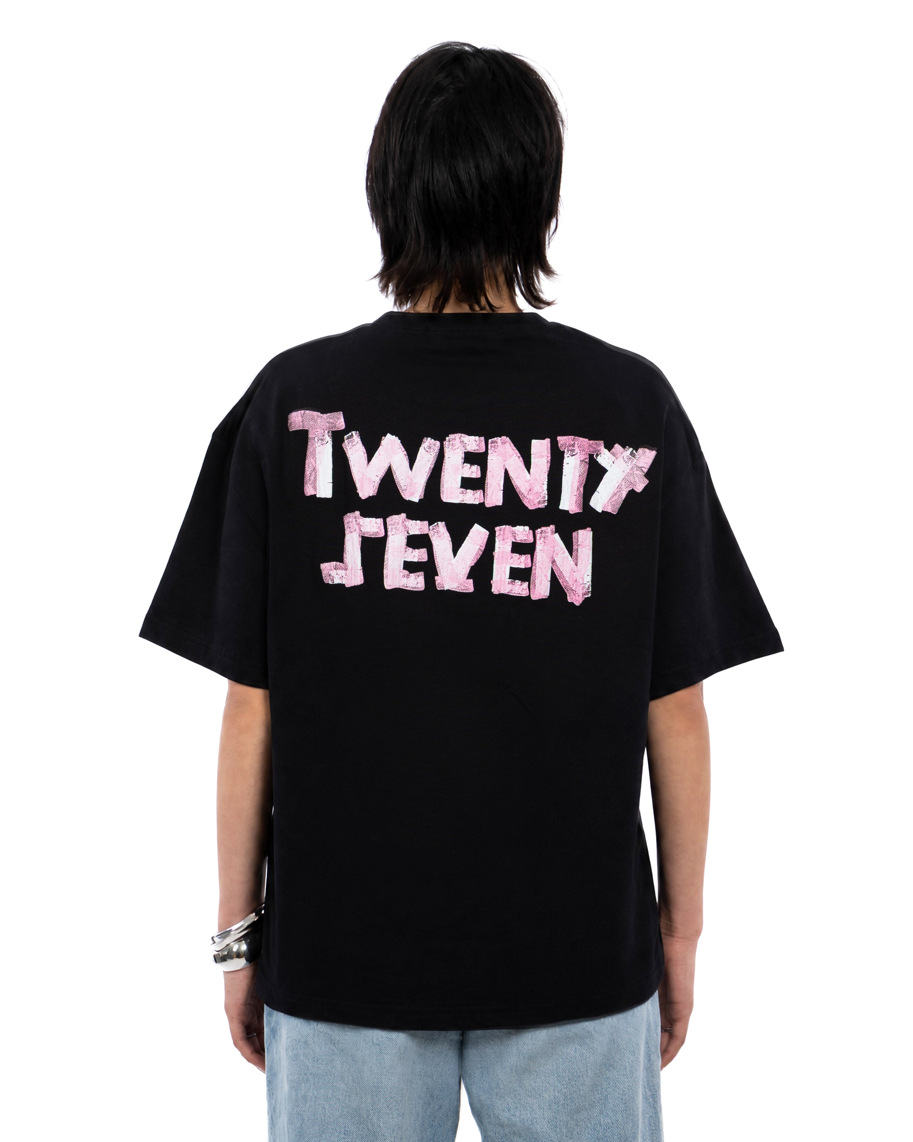 Black mono vibe Tee