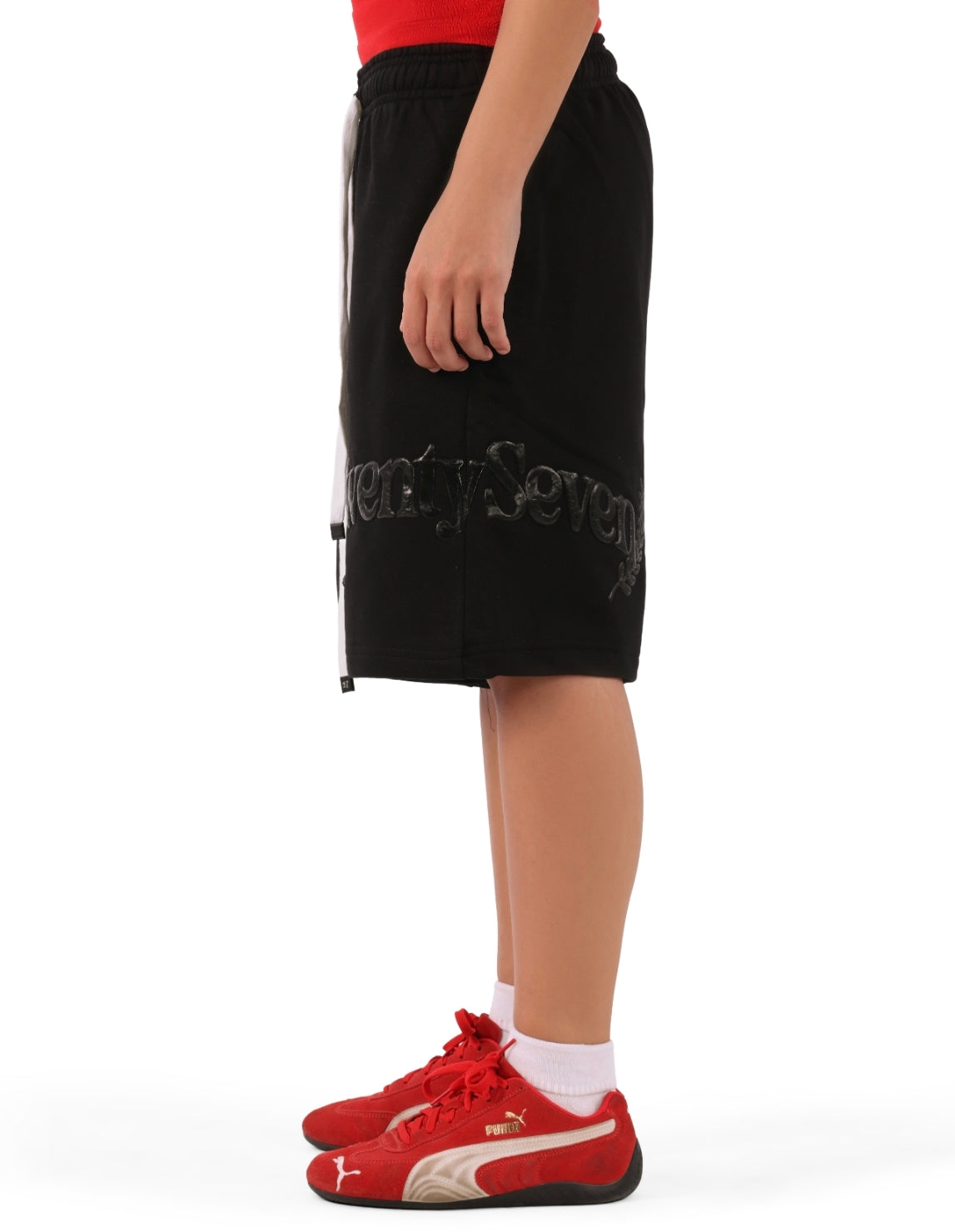 ESSENTIAL BLACK SHORTS