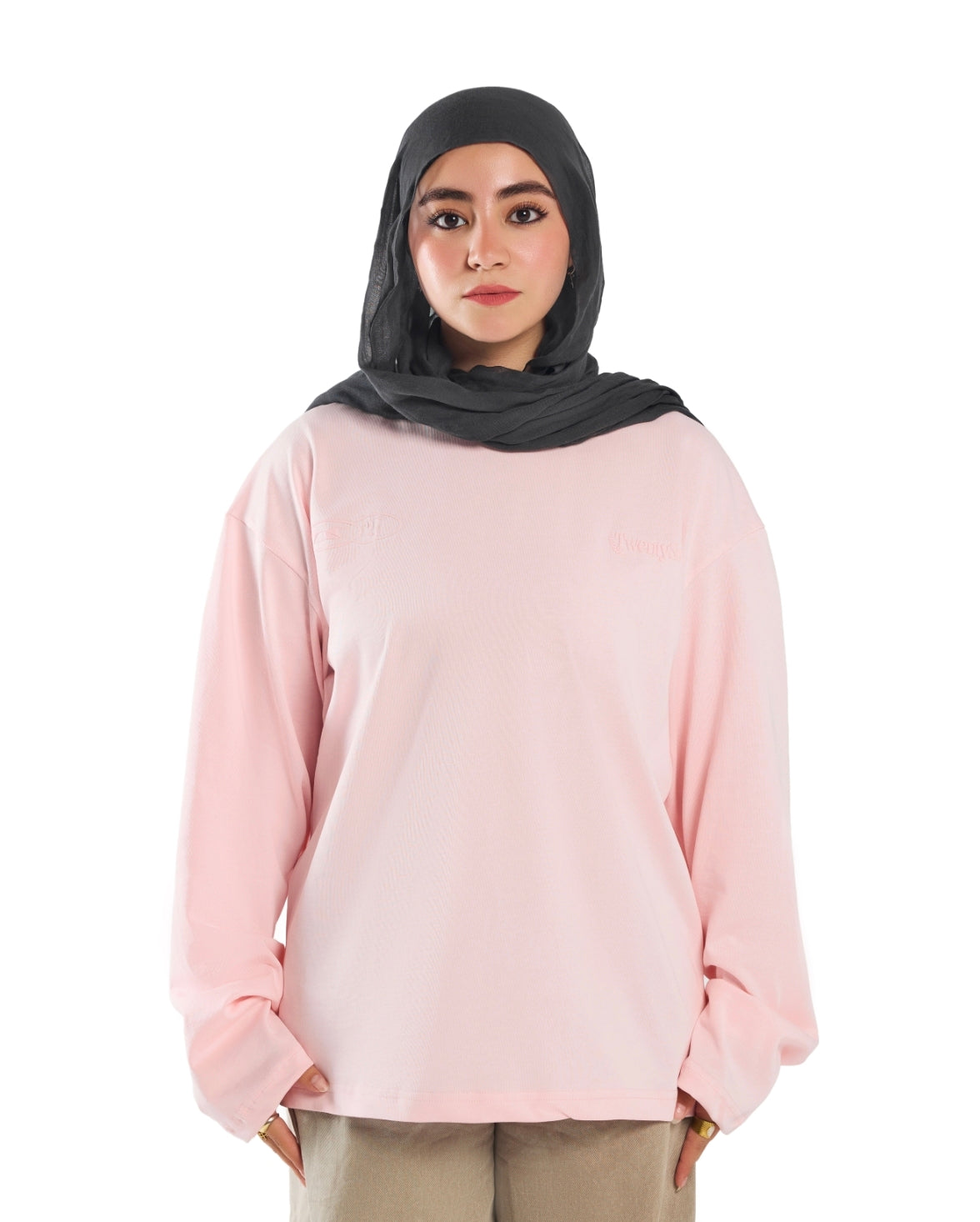 ESSENTIAL BLACK LONGSLEEVE